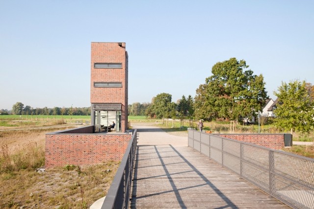 Betriebsgebäude und Auslassbauwerk für das Hochwasserrückhaltebecken Dortmund-Mengede