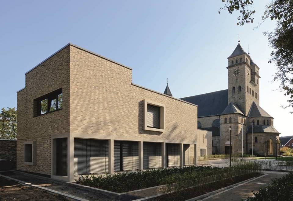 Neubau von Dienstwohnungen mit Pfarrverwaltung in Emsdetten